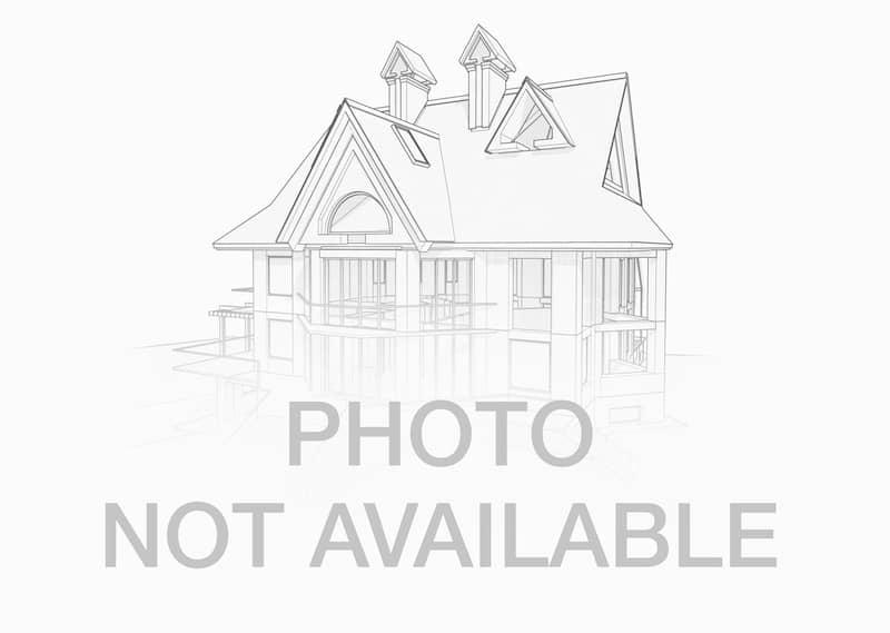 2124 GRAHAM CIR, Dubuque, IA 52002